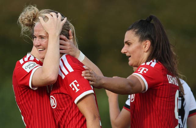 Harder Pernille Torjubel 2-2 . Freundschaftsspiel Frauen, FC Bayern München-1.FC Nürnberg , , Fußball , Frauen-Bundesliga in dem Stauferpark-Stadion in Donauwörth , Bayern , Deutschland . August 01 , 2026 . Photo by: Davide Elias IPA Photo Pressefoto DENL Copyright: xDavidexEliasx