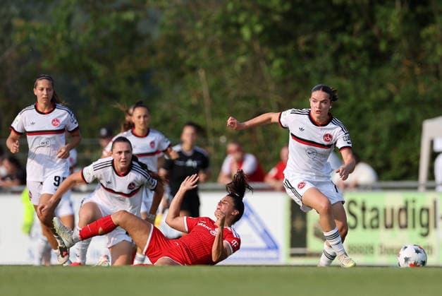 Damnjanovic Jovana - Lindner Marlene , Freundschaftsspiel Frauen, FC Bayern München-1.FC Nürnberg , , Fußball , Frauen-Bundesliga in dem Stauferpark-Stadion in Donauwörth , Bayern , Deutschland . August 01 , 2026 . Photo by: Davide Elias IPA Photo Pressefoto DENL Copyright: xDavidexEliasx