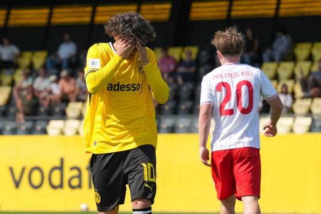 Samstag, 01.08.2026 Saison 2026 2027 1. Runde DFB Pokal der Junioren im BVB Fußballpark Hohenbuschei, Dortmund, Germany. BV Borussia Dortmund U19 - Holstein Kiel U19. Justin Hoy (BVB) *** Saturday, August 1, 2026 2026–2027 Season, 1st Round of the DFB Junior Cup at BVB Fußballpark Hohenbuschei, Dortmund, Germany BV Borussia Dortmund U19 vs. Holstein Kiel U19 Justin Hoy, BVB