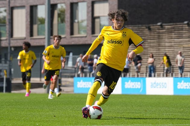 Samstag, 01.08.2026 Saison 2026 2027 1. Runde DFB Pokal der Junioren im BVB Fußballpark Hohenbuschei, Dortmund, Germany. BV Borussia Dortmund U19 - Holstein Kiel U19. Justin Hoy (BVB) *** Saturday, August 1, 2026 2026–2027 Season, 1st Round of the DFB Junior Cup at BVB Fußballpark Hohenbuschei, Dortmund, Germany BV Borussia Dortmund U19 vs. Holstein Kiel U19 Justin Hoy, BVB