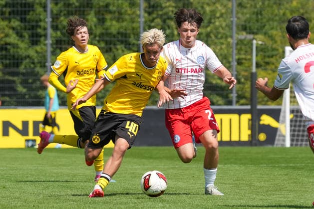 Samstag, 01.08.2026 Saison 2026 2027 1. Runde DFB Pokal der Junioren im BVB Fußballpark Hohenbuschei, Dortmund, Germany. BV Borussia Dortmund U19 - Holstein Kiel U19. Till Burkhardt (BVB) *** Saturday, August 1, 2026 2026–2027 Season 1st Round of the DFB Junior Cup at BVB Fußballpark Hohenbuschei, Dortmund, Germany BV Borussia Dortmund U19 Holstein Kiel U19 Till Burkhardt BVB