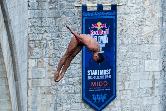 Red Bull Cliff Diving spectacle draws thousands of spectators to Mostar MOSTAR, BOSNIA AND HERZEGOVINA - AUGUST 01: The world s top cliff divers gather in Mostar, Bosnia and Herzegovina for the Red Bull Cliff Diving World Series, held at the iconic Old Bridge, one of the country s most recognizable landmarks on August 01, 2026. Athletes performed dives from heights of 27 meters for men and 21 meters for women, showcasing exceptional precision, technique and courage before thousands of spectators lining the banks of the Neretva River and the city s historic Old Town. Mostar is once again hosting one of the most spectacular events in the world of extreme sports, bringing together the world s best cliff divers while attracting thousands of local and international visitors. Denis Zuberi Anadolu Mostar Bosnia and Herzegovina. Editorial use only. Please get in touch for any other usage.  Copyright: x2026xAnadoluxDenisxZuberix