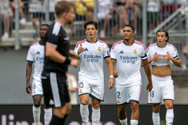 SOCCER - Real vs Fiorentina, test match KLAGENFURT,AUSTRIA,01.AUG.26 - SOCCER - LaLiga, Serie A, Real Madrid CF vs ACF Fiorentina, test match. Image shows the rejoicing of Real Madrid.  GEPAxpictures xAvnixRetkoceri