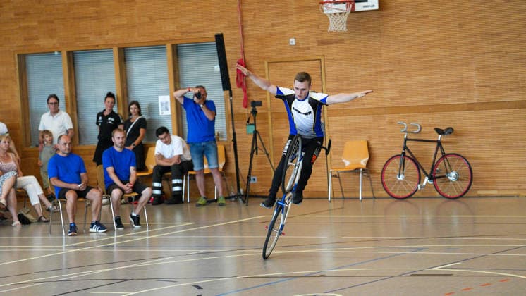 Linus Weber während seiner Kür, SV Kirchdorf, Deutschland, Weltcup, Kunstrad, 01.08.2026 Weltcup, Kunstrad, 01.08.2026 Foto: Eibner-Pressefoto Pascal Sattler *** Linus Weber during his freestyle routine, SV Kirchdorf, Germany, World Cup, artistic cycling, August 1, 2026 World Cup, artistic cycling, August 1, 2026 Photo: Eibner Press Photo by Pascal Sattler Copyright: xEibner-Pressefotox EP_PSR
