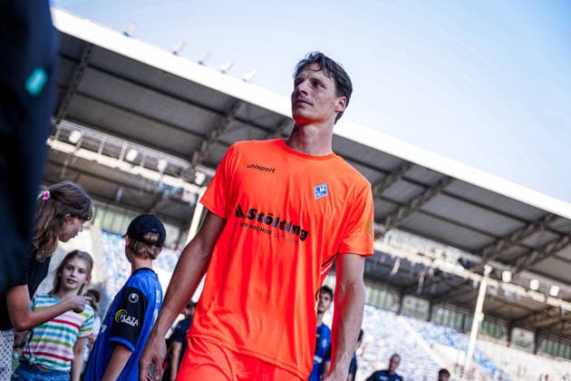 Deutschland: Fussball 2026 2027 , Testspiel , Freundschaftsspiel - SV Waldhof Mannheim vs. SG Einracht Frankfurt - Carl-Benz-Stadion (Mannheim) : Thijmen Nijhuis (SV Waldhof Mannheim, 1) Mimik, Gesichtsausdruck, Emotion Mannheim Carl-Benz-Stadion Deutschland *** Germany Soccer 2026 2027, Exhibition Match, Friendly Match SV Waldhof Mannheim vs. SG Eintracht Frankfurt Carl Benz Stadium, Mannheim Thijmen Nijhuis SV Waldhof Mannheim, 1 Facial Expression, Emotion Mannheim Carl Benz Stadium Germany Copyright: xBennetxLongx