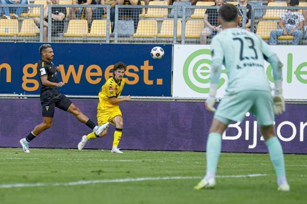 KERKRADE , 01-08-2026 ,Parkstad Limburg Stadium , 2026 2027 , Dutch Keuken Kampioen Divisie football , Pre-season friendly match between Roda JC and Alemannia Aachen , pictures shows Roda JC player Lucas Beerten Roda JC - Alemannia Aachen  x205379705x Copyright: