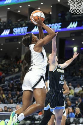 CHICAGO, USA - August 1: Jackie Young (0 Las Vegas Aces) shoots the ball during the game between the Chicago Sky and Las Vegas Aces at the United Center on Saturday, August 1 in Chicago, USA  Copyright: xShainaxBenhiyoun SPPx Sportspressphoto_SPR198981