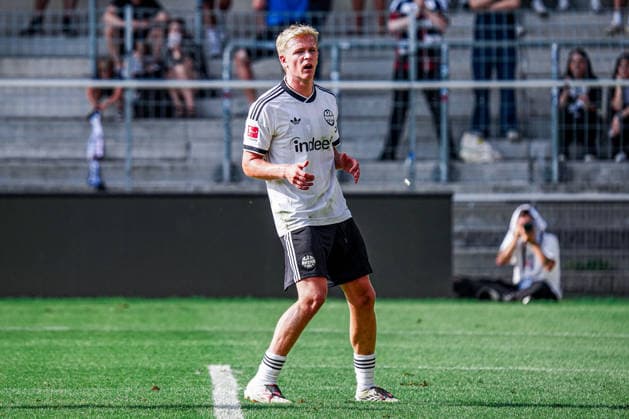 Deutschland: Fussball 2026 2027 , Testspiel , Freundschaftsspiel - SV Waldhof Mannheim vs. SG Einracht Frankfurt - Carl-Benz-Stadion (Mannheim) : Jonathan Burkardt (Eintracht Frankfurt, 9) Mannheim Carl-Benz-Stadion Deutschland *** Germany Soccer 2026 2027, Exhibition Match, Friendly Match: SV Waldhof Mannheim vs. SG Eintracht Frankfurt, Carl Benz Stadium, Mannheim, Jonathan Burkardt, Eintracht Frankfurt, 9, Mannheim, Carl Benz Stadium, Germany Copyright: xBennetxLongx