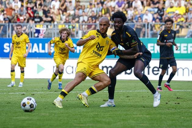 KERKRADE , 01-08-2026 ,Parkstad Limburg Stadium , 2026 2027 , Dutch Keuken Kampioen Divisie football , Pre-season friendly match between Roda JC and Alemannia Aachen , pictures shows Roda JC player Anthony van den Hurk , Alemannia Aachen player Gideon Jung Roda JC - Alemannia Aachen  x205380426x Copyright: