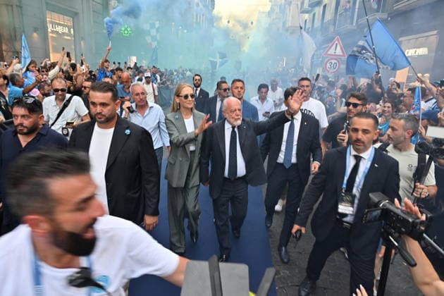 August 1, 2026, Napoli: Il patron Aurelio De Laurentiis alla festa per i 100 anni del Napoli calcio, 1 agosto 2026 ANSA FELICE DE MARTINO--- Aurelio De Laurentiis at the celebration for Napoli Football Club s centenary, August 1, 2026.ANSA FELICE DE MARTINO NOTTE AZZURRA, IL CENTENARIO DEL NAPOLI ACCENDE LA CITTA  - ZUMAa110 20260801_zaf_a110_022 Copyright: xFelicexDexMartinox