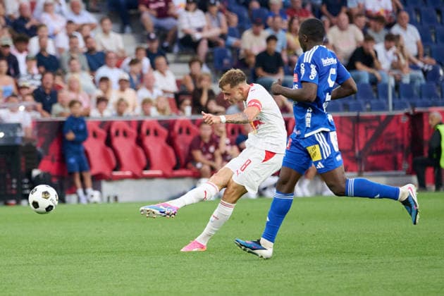 Salzburg, Österreich 01. August 2026: ADMIRAL Bundesliga - 2026 2027 - Sp. 1 - FC Red Bull Salzburg gegen TSV Egger Glas Hartberg Im Bild: Nikolas Veratschnig (RB) Red Bull Arena *** Salzburg, Austria, August 1, 2026 ADMIRAL Bundesliga 2026–2027 Matchday 1: FC Red Bull Salzburg vs. TSV Egger Glas Hartberg Pictured: Nikolas Veratschnig at the RB Red Bull Arena Copyright: xFotostandx xWassmuthx