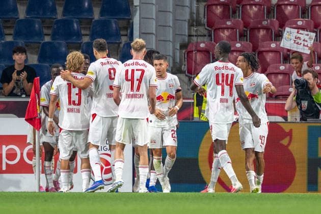 SOCCER - BL, RBS vs Hartberg SALZBURG,AUSTRIA,01.AUG.26 - SOCCER - ADMIRAL Bundesliga, Red Bull Salzburg vs TSV Hartberg. Image shows the rejoicing of team Salzburg (Salzburg).  GEPAxpictures xWolfgangxKofler