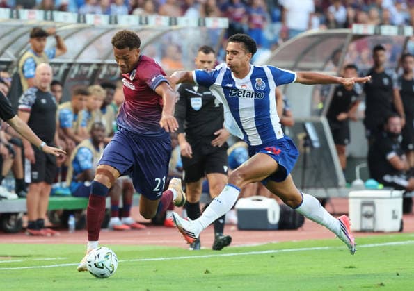 Porto-Torreense-Portugal Super Cup 8-1-2026 Nuha Jatta bof Torreense and Alberto Costa of Porto in action during the final of SuperCup of Portugal between Porto FC and SC Uniao Torreense at Stadium Cidade of Coimbra on August 1 2026 in Coimbra (Portugal) (Photo by Luis de la Mata SportPix Sipa USA) Coimbra Stadium Coimbra Region Centro Portugal Copyright: xLuisxdexlaxMatax xsportPix.org.ux