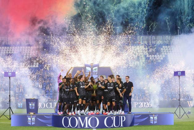 RC Lens v Villarreal CF - Pre-Season Friendly Lens RC wins the Como Cup trophy against Villarreal and Lens RC on August 1, 2026, at the Giuseppe Sinigallia Stadium in Como, Italy Como Como Italy  Copyright: xMairoxCinquettix originalFilename:cinquetti-villarre260801_npJpg.jpg
