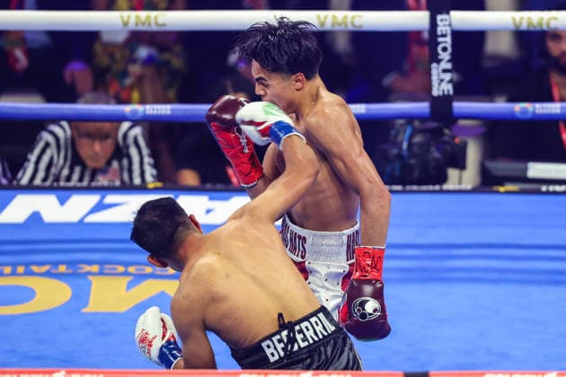 August 01, 2026: (L-R) Lightweight Juan Carlos Becerril punches Dylan Capetillo during the Roach Jr. vs Zepeda card inside The Theater at the Virgin Hotels on August 1, 2026 in Las Vegas, NV. CSM. Las Vegas United States of America - ZUMAc04_ 20260801_zma_c04_122 Copyright: xChristopherxTrimx