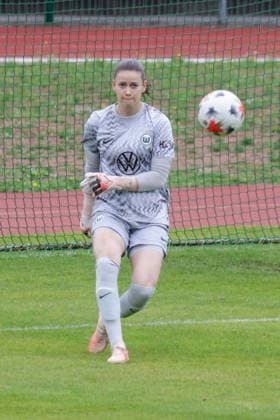 01.08.2026, xgrfx, Fussball Testspiel Frauen , RB Leipzig - VfL Wolfsburg v.l. Stina Johannes (VfL Wolfsburg) (DFL DFB REGULATIONS PROHIBIT ANY USE OF PHOTOGRAPHS as IMAGE SEQUENCES and or QUASI-VIDEO) Leipzig *** August 1, 2026, xgrfx, Women s Soccer Friendly Match, RB Leipzig vs. VfL Wolfsburg, Stina Johannes (VfL Wolfsburg), DFL, DFB. REGULATIONS PROHIBIT ANY USE OF PHOTOGRAPHS AS IMAGE SEQUENCES AND OR QUASI-VIDEO, Leipzig