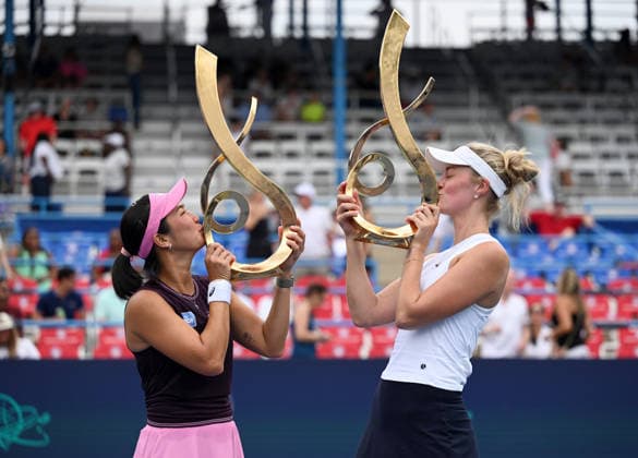 WASHINGTON, DC - AUGUST 01: Champions Aldila Sutjiadi of Indonesia and Erin Routliffe of New Zealand pose for a photo after the Women s Doubles Final match on day 6 of the Mubadala Citi DC Open 2026 at William H.G. FitzGerald Tennis Center on August 1, 2026 in Washington, DC.  Copyright: xChinaxNewsxServicex 111657683357