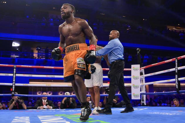 August 1, 2026, Las Vegas, Nevada, USA: CHARLES CONWELL (22-1-17KOs) of Cleveland, OH stops PAUL KROLL (21-1-2-8KOs) of Philadelphia, PA by a TKO in the last round during Golden Boy promotion at the Virgin Hotel in Las Vegas. Las Vegas USA - ZUMAo117 20260801_zsp_o117_015 Copyright: xMikaelxOnax