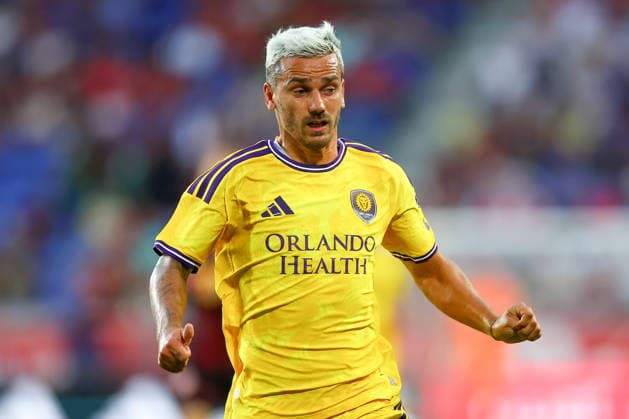 HARRISON, NJ - AUGUST 01: Antione Griezmann 7 of the Orlando City SC during the first half of the game against Red Bull New York on August 1, 2026 at Sports Illustrated Stadium in Harrison, New Jersey. (Photo by Rich Graessle Icon Sportswire) SOCCER: AUG 01 MLS, Fussball Herren, USA Red Bull New York vs Orlando City EDITORIAL USE ONLY Icon26080129729