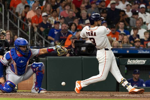 August 1, 2026, Houston, Texas, USA: Houston Astros shortstop JEREMY PENA (3) swings a strike in the bottom of the second inning of a Major League Baseball game between the Texas Rangers and the Houston Astros, August 1, 2026, at Daikin Park in Houston, Texas. Houston USA - ZUMAg287 20260801_zsp_g287_010 Copyright: xMatthewxGuzmanx