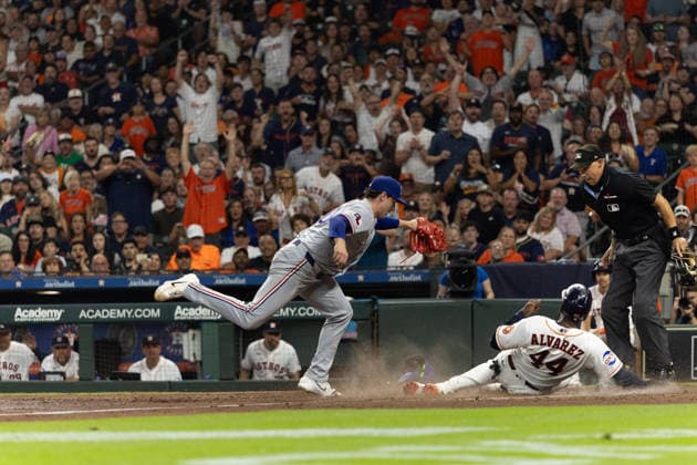 August 1, 2026, Houston, Texas, USA: Houston Astros designated hitter YORDAN ALVAREZ (44) slides for home base in the bottom of the fourth inning to score a run in a Major League Baseball game between the Texas Rangers and the Houston Astros, August 1, 2026, at Daikin Park in Houston, Texas. Houston USA - ZUMAg287 20260801_zsp_g287_042 Copyright: xMatthewxGuzmanx