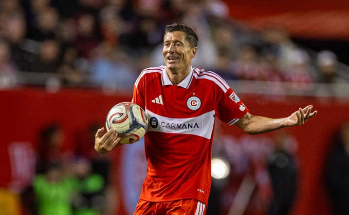 Football - Major League Soccer - Chicago Fire FC v Charlotte FC CHICAGO, USA - Saturday, August 1, 2026: Chicago Fire s Robert Lewandowski during a Major League Soccer match between Chicago Fire FC and Charlotte FC at Soldier Field. (Photo by David Rawcliffe Propaganda) CHICAGO Soldier Field ILLINOIS UNITED STATES OF AMERICA  Copyright: xDavidxRawcliffex P2026-08-01-Chicago_Fire_Charlotte-39
