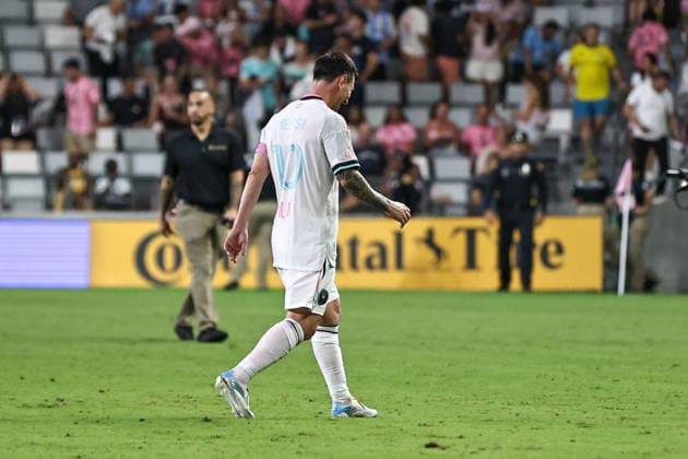 August 1, 2026, Miami, Florida, USA: LIONEL MESSI (10) of Inter Miami CF is seen leaving the field at the end of a MLS, Fussball Herren, USA game between Inter Miami CF and Columbus Crew Miami USA - ZUMAa257 20260801_zsp_a257_025 Copyright: xChrisxArjoonx