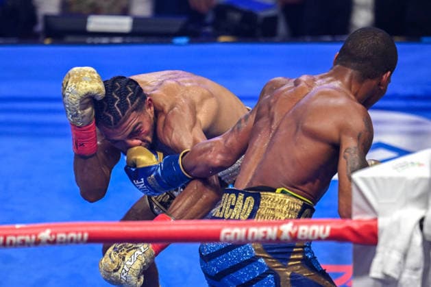 Raymond Muratalla vs. Robson Conceicao in Las Vegas LAS VEGAS, NEVADA - AUG 1: Raymond Muratalla (red & gold glove) and Robson Conceicao (blue & gold glove) exchange punches during their IBF lightweight World Championship, WM, Weltmeisterschaft title fight on Saturday night at The Theater Virgin Hotel in Las Vegas, Nevada, United States on August 1, 2026. Tayfun Coskun Anadolu Nevada United States. Editorial use only. Please get in touch for any other usage.  Copyright: x2026xAnadoluxTayfunxCoskunx