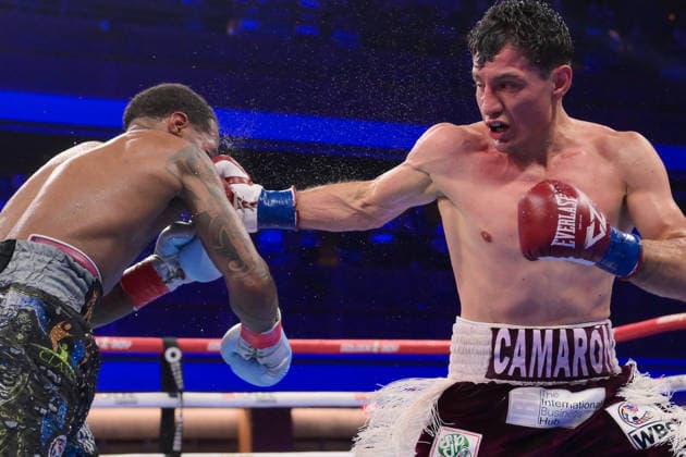 August 1, 2026, Las Vegas, Nevada, USA: WILLIAM ZEPEDA (34-1-27KOs) of San Meteo Ateneo, MEX defeats LAMONT ROACH JR. (25-2-3-10KOs) of Washing D.C by a unanimous decision and become the new WBC lightweight champion of the world during Golden Boy promotion at the Virgin Hotel in Las Vegas. Las Vegas USA - ZUMAo117 20260801_zsp_o117_035 Copyright: xMikaelxOnax
