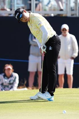 Golf: Women s British Open Rio Takeda of Japan makes a par putt on the 15th hole during the third round of the Women s British Open golf tournament on Aug. 1, 2026, at Royal Lytham &amp; St Annes Golf Club in Lytham St Annes, England.  A14AA0005624757P