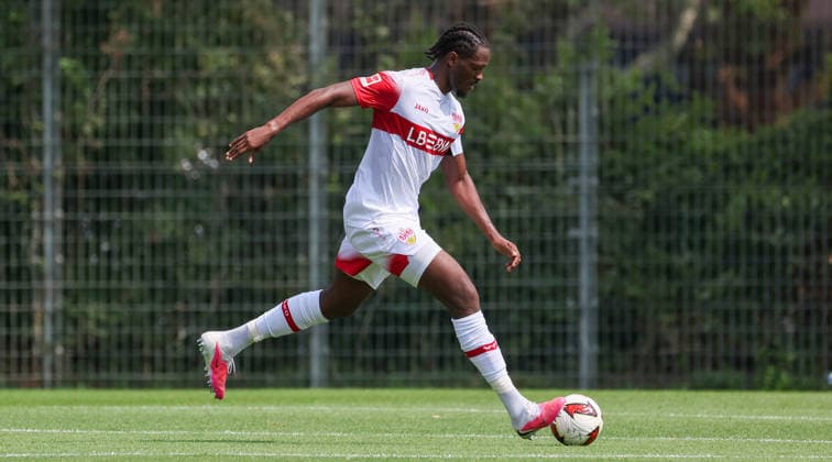 2026.08.01, Deutschland, Stuttgart, Fußball VfB Stuttgart vs. Paris FC, Dan-Axel Zagadou (VfB) *** August 1, 2026, Germany, Stuttgart, Soccer: VfB Stuttgart vs. Paris FC, Dan Axel Zagadou (VfB)