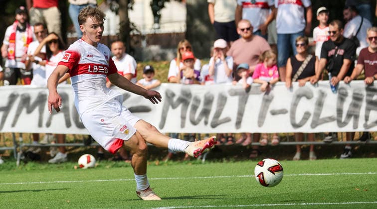 2026.08.01, Deutschland, Stuttgart, Fußball VfB Stuttgart vs. Paris FC, Yannik Spalt (VfB) *** August 1, 2026, Germany, Stuttgart, Soccer: VfB Stuttgart vs. Paris FC, Yannik Spalt (VfB)