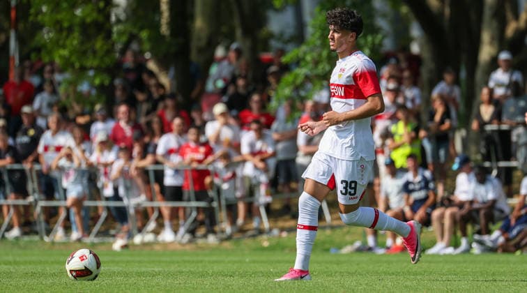 2026.08.01, Deutschland, Stuttgart, Fußball VfB Stuttgart vs. Paris FC, Ertugrul Yigit (VfB) *** August 1, 2026, Germany, Stuttgart, Soccer: VfB Stuttgart vs. Paris FC, Ertugrul Yigit (VfB)