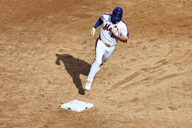 MLB, Baseball Herren, USA Miami Marlins Vs. New York Mets New York Mets player Tyrone Taylor 28 hits a home run during the second inning of a baseball game against the Miami Marlins at Citi Field in Flushing, New York, on August 1, 2026. Flushing N.Y. United States  Copyright: xGordonxDonovanx originalFilename:donovan-mlbmiami260801_npkoy.jpg