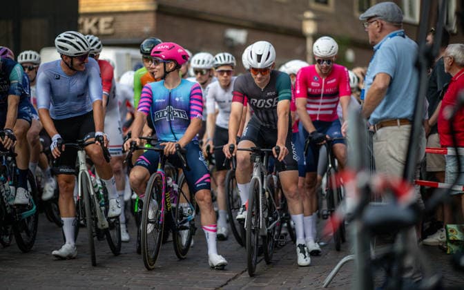 Radsport, 2. Bocholter Nacht, Strassenrennen, 01.08.2026, Ausrichter RC77 Bocholt Elite Till Van Der Linde (RC Bocholt 77 e.V., 1. v.r.), Bocholt Innenstadt Deutschland *** Cycling, 2nd Bocholt Night, Road Race, August 1, 2026, Organizer: RC77 Bocholt Elite Till Van Der Linde RC Bocholt 77 e.V., 1st race, Bocholt City Center, Germany 260801_rr_rc77-bocholt_2-bcoholter-nacht_54502