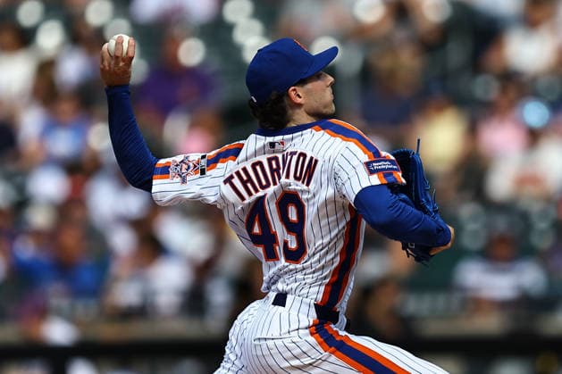 MLB, Baseball Herren, USA Miami Marlins Vs. New York Mets New York Mets starting pitcher Zach Thornton, number 49, throws during the first inning of a baseball game against the Miami Marlins at Citi Field in Flushing, New York, on August 1, 2026. Flushing N.Y. United States  Copyright: xGordonxDonovanx originalFilename:donovan-mlbmiami260801_npRqt.jpg