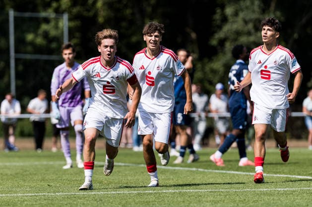 DFB-Pokal der Junioren: VfL Bochum 1848 vs. 1. FC Köln; 02.08.2026 BOCHUM, DEUTSCHLAN - AUGUST 02: Jubel zum 1:0 durch Benjamin Ley (1. FC Köln, 8) während der 1. Runde des DFB-Pokals der Junioren zwischen dem VfL Bochum 1848 vs. 1. FC Köln auf Rasen H4 des Nachwuchsleistungszentrum des VfL Bochum am 2. August 2026 in Bochum, Deutschland *** DFB Junior Cup: VfL Bochum 1848 vs. 1. FC Köln, August 2, 2026, BOCHUM, GERMANY – Celebrations following Benjamin Ley’s 1-0 goal for 1. FC Köln, 8 during the first round of the DFB Junior Cup between VfL Bochum 1848 and 1 FC Köln on Field H4 at the VfL Bochum Youth Academy on August 2, 2026, in Bochum, Germany Copyright: xBEAUTIFULxSPORTS Wunderlx