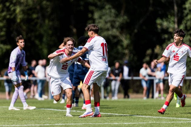 DFB-Pokal der Junioren: VfL Bochum 1848 vs. 1. FC Köln; 02.08.2026 BOCHUM, DEUTSCHLAN - AUGUST 02: Jubel zum 1:0 durch Benjamin Ley (1. FC Köln, 8) während der 1. Runde des DFB-Pokals der Junioren zwischen dem VfL Bochum 1848 vs. 1. FC Köln auf Rasen H4 des Nachwuchsleistungszentrum des VfL Bochum am 2. August 2026 in Bochum, Deutschland *** DFB Junior Cup: VfL Bochum 1848 vs. 1. FC Köln, August 2, 2026, BOCHUM, GERMANY – Celebrations following Benjamin Ley’s 1-0 goal for 1. FC Köln, 8 during the first round of the DFB Junior Cup between VfL Bochum 1848 and 1 FC Köln on Field H4 at the VfL Bochum Youth Academy on August 2, 2026, in Bochum, Germany Copyright: xBEAUTIFULxSPORTS Wunderlx