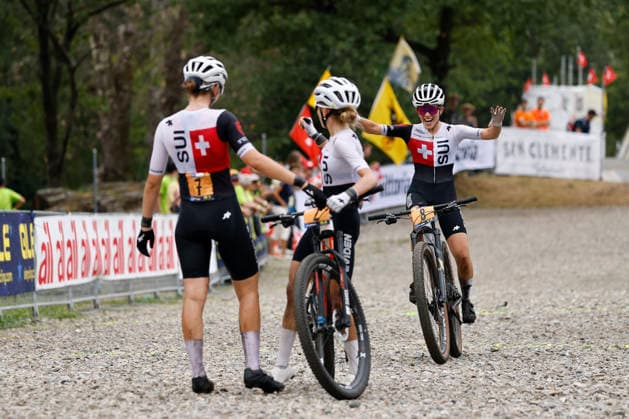 02.08.2026, Monteceneri, Monte Ceneri, 2026 UEC MTB European Championship, EM, Europameisterschaft XCO Women U23 s Final (cross country olympic) Anina Hutter 7 (SUI) winner of the race, Fiona Schibler 2 (SUI) second and Elina Benoit 8 (SUI) third Monteceneri Monte Ceneri Ticino Switzerland *** August 2, 2026, Monteceneri, Monte Ceneri, 2026 UEC MTB European Championship XCO Women U23 Final, cross-country Olympic, Anina Hutter (7, SUI) won the race, Fiona Schibler (2, SUI) finished second, and Elina Benoit (8, SUI) finished third; Monteceneri, Monte Ceneri, Ticino, Switzerland Copyright: xJustPictures.ch FrancescoxMinghettix jp-en-FrMi-_NG_1008