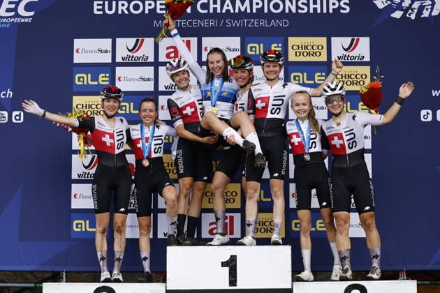 02.08.2026, Monteceneri, Monte Ceneri, 2026 UEC MTB European Championship, EM, Europameisterschaft XCO Women U23 s Final (cross country olympic) all the U23 Swiss rider celebrating the full Swiss Podium of Fiona Schibler 2 (SUI) 2nd place and silver medal, Anina Hutter 7 (SUI) 1st place, European Champion and gold medal and Elina Benoit 8 (SUI) 3rd place and bronze medal Monteceneri Monte Ceneri Ticino Switzerland *** August 2, 2026, Monteceneri, Monte Ceneri, 2026 UEC MTB European Championship XCO Women U23 Final—cross-country Olympic—all the Swiss U23 riders celebrating the all-Swiss podium: Fiona Schibler (2 SUI) in 2nd place and winning the silver medal, Anina Hutter (7 SUI) in 1st place, European Champion and gold medalist, and Elina Benoit (8 SUI) in 3rd place and bronze medalist. Monteceneri, Monte Ceneri, Ticino, Switzerland Copyright: xJustPictures.ch FrancescoxMinghettix jp-en-FrMi-_NG_1389