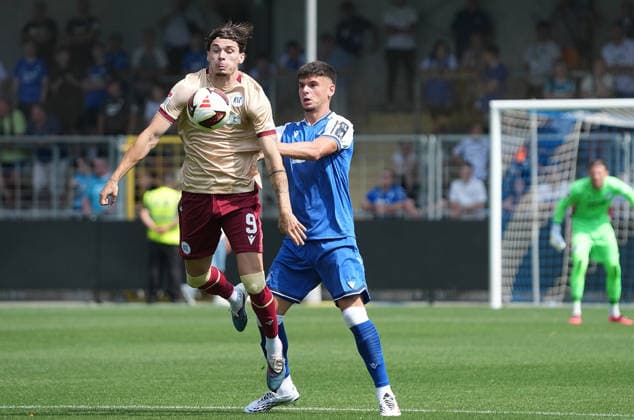 Testspiel, TSG Hoffenheim vs Karlsruher SC 01.08.2024, Dietmar-Hopp-Stadion, Hoffenheim, Testspiel, TSG Hoffenheim vs Karlsruher SC , Moritz Broschinski (Karlsruhe), Albian Hajdari (Hoffenheim) Hoffenheim Dietmar-Hopp-Stadion Baden-Wuerttemberg Deutschland *** Friendly Match, TSG Hoffenheim vs. Karlsruher SC, August 1, 2024, Dietmar Hopp Stadium, Hoffenheim, Friendly Match, TSG Hoffenheim vs. Karlsruher SC, Moritz Broschinski (Karlsruhe), Albian Hajdari (Hoffenheim), Hoffenheim, Dietmar Hopp Stadium, Baden-Württemberg, Germany Copyright: xNordphotox xBraticx