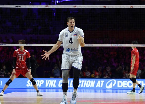 (260802) -- NINGBO, Aug. 2, 2026 -- Jan Kozamernik (C) of Slovenia celebrates during the 3rd-place match between Slovenia and Japan at the 2026 Volleyball Nations League (VNL) Men s Final Round in Ningbo, east China s Zhejiang Province, Aug. 2, 2026. (Photo by Xinhua) (SP)CHINA-NINGBO-VOLLEYBALL-VOLLEYBALL NATIONS LEAGUE-3RD PLACE-SLO VS JPN SuoxXianglu 