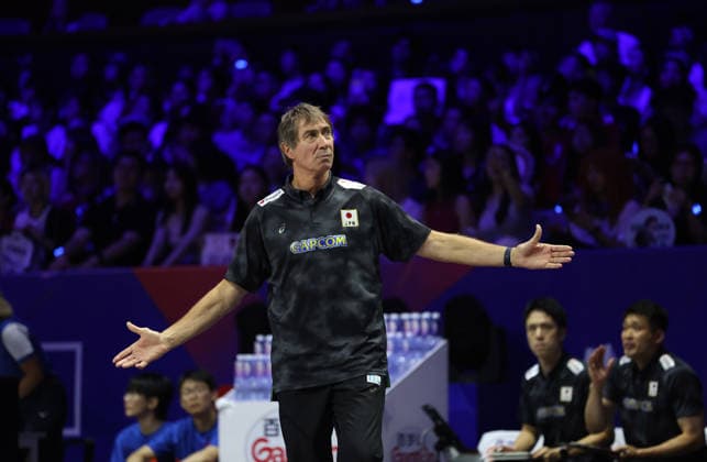 (260802) -- NINGBO, Aug. 2, 2026 -- Laurent Tillie, head coach of Japan, gestures during the 3rd-place match between Slovenia and Japan at the 2026 Volleyball Nations League (VNL) Men s Final Round in Ningbo, east China s Zhejiang Province, Aug. 2, 2026. (Photo by Xinhua) (SP)CHINA-NINGBO-VOLLEYBALL-VOLLEYBALL NATIONS LEAGUE-3RD PLACE-SLO VS JPN SuoxXianglu 