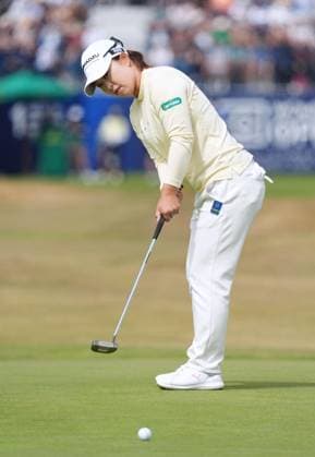 Golf: Women s British Open Mao Saigo of Japan hits a putt on the first hole during the final round of the Women s British Open golf tournament on Aug. 2, 2026, at Royal Lytham &amp; St Annes Golf Club in Lytham St Annes, England.  A14AA0005624860P