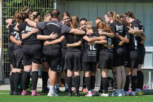 Football, Women's, Friendly, ETB Schwarz-Weiß Essen v SV Fotuna Bottrop
