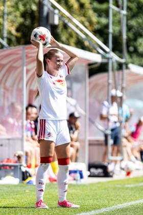 2.Frauen-Bundesliga: FC Köln Frauen II - SC Sand; 02.08.2026 Nicole Barilov (1. FC Köln Frauen, 22) 2.Frauen-Bundesliga: FC Köln Frauen II - SC Sand; Geißbockheim, Köln; 02.08.2026 DFL regulations prohibit any use of photographs as image sequences and or quasi video. *** Women s Bundesliga 2: FC Köln Women II vs. SC Sand, August 2, 2026; Nicole Barilov, 1, FC Köln Women, 22; Women s Bundesliga 2: FC Köln Women II vs. SC Sand, Geißbockheim, Cologne August 2, 2026 DFL regulations prohibit any use of photographs as image sequences and or quasi-video Copyright: xBEAUTIFULxSPORTS Buriakovx