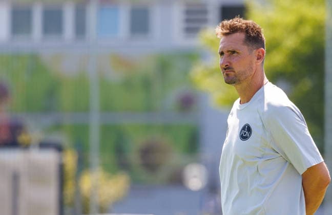 02.08.2026 - Fussball - Saison 2026 2027 - Testspiel Freundschaftsspiel Vorbereitungsspiel: 1. FC Nürnberg Nuernberg FCN ( Club ) - FSV Frankfurt - Sportfoto Zink DaMa - xdaxmax - Miroslav Miro Klose ( Trainer 1. FC Nürnberg FCN ) nachdenklich *** August 2, 2026 Soccer Season 2026–2027 Exhibition Match Friendly Match Preseason Match 1. FC Nürnberg Nuremberg FCN Club FSV Frankfurt Sports Photo Zink DaMa xdaxmax Miroslav Miro Klose Coach 1. FC Nürnberg FCN afterthought-provoking