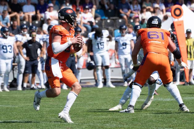 02.08.2026, xhfmx, American Football EFA European Football Alliance, Frankfurt Galaxy - Nordic Storm v.l. Zach Calzada (Galaxy Frankfurt, 9), Luca Jokiel (Galaxy Frankfurt, 61) (DFL DFB REGULATIONS PROHIBIT ANY USE OF PHOTOGRAPHS as IMAGE SEQUENCES and or QUASI-VIDEO) Frankfurt am Main *** August 2, 2026, xhfmx, American Football EFA European Football Alliance, Frankfurt Galaxy vs. Nordic Storm, Zach Calzada, Galaxy Frankfurt, 9, Luca Jokiel, Galaxy Frankfurt, 61. DFL and DFB regulations prohibit any use of photographs as image sequences and or quasi-video. Frankfurt am Main