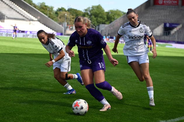Anna Wirnsberger 2. Bundesliga Frauen SGS Essen Eintracht Frankfurt II 02.08.2026 Anna Wirnsberger (SGS Essen), 2. Bundesliga der Frauen, 01. Spieltag, SGS Essen gegen Eintracht Frankfurt II am 02. August 2026 im Stadion an der Hafenstraße, Essen. Endstand 3:1, vor 1.021 Zuschauern *** Anna Wirnsberger, Women s 2nd Bundesliga: SGS Essen vs. Eintracht Frankfurt II, August 2, 2026; Anna Wirnsberger, SGS Essen, Women s 2nd Bundesliga, Matchday 1, SGS Essen vs. Eintracht Frankfurt II on August 2, 2026, at the Stadion an der Hafenstraße in Essen. Final score: 3–1, in front of 1,021 spectators