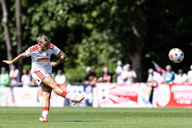 2.Frauen-Bundesliga: FC Köln Frauen II - SC Sand; 02.08.2026 Antonia Langshausen (1. FC Köln Frauen, 10) 2.Frauen-Bundesliga: FC Köln Frauen II - SC Sand; Geißbockheim, Köln; 02.08.2026 DFL regulations prohibit any use of photographs as image sequences and or quasi video. *** Women s Bundesliga 2: FC Köln Women II vs. SC Sand, August 2, 2026, Antonia Langshausen, 1 FC Köln Women, 10 Women s Bundesliga 2: FC Köln Women II vs. SC Sand, Geißbockheim, Cologne August 2, 2026 DFL regulations prohibit any use of photographs as image sequences and or quasi-video Copyright: xBEAUTIFULxSPORTS Buriakovx